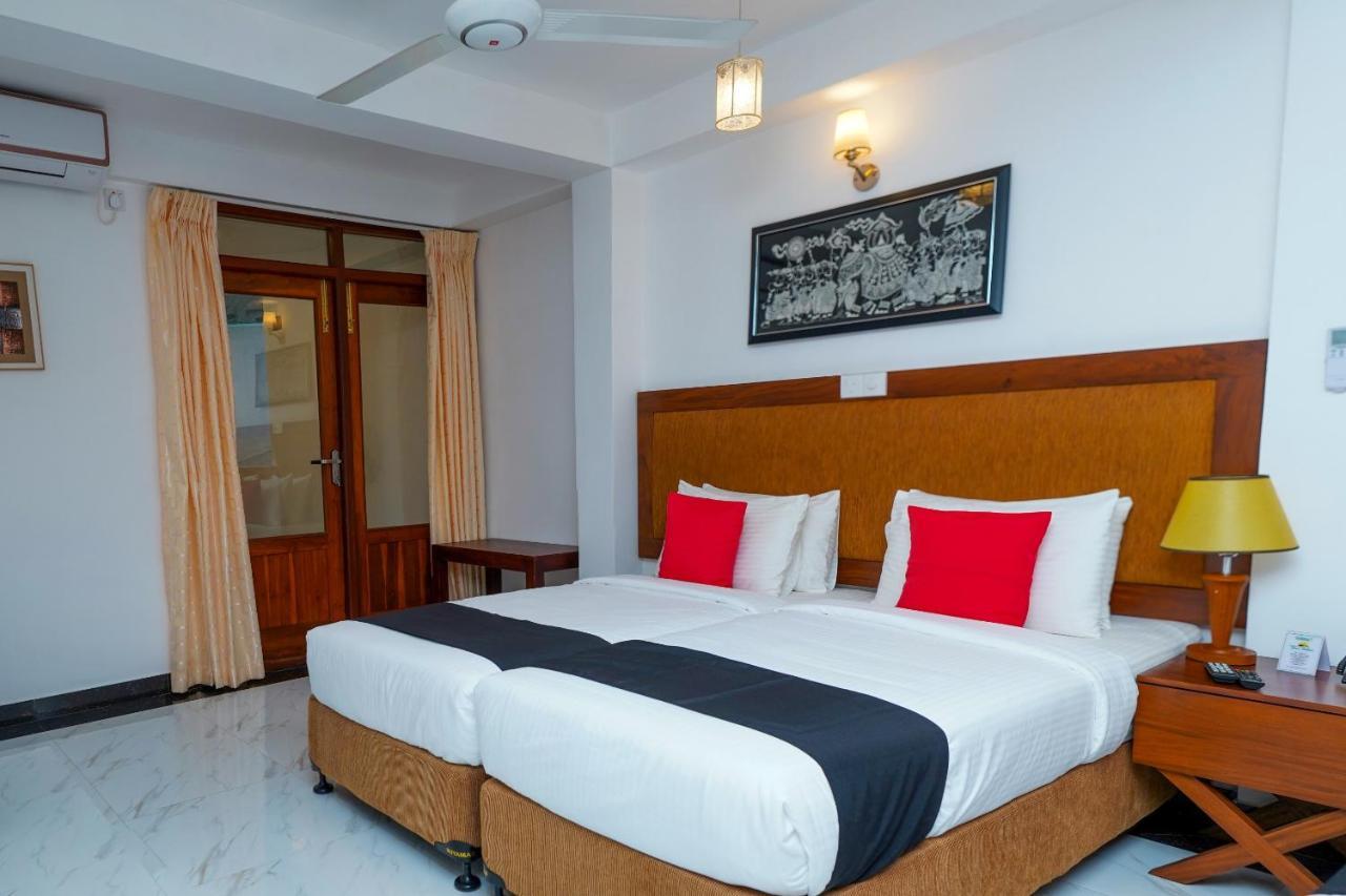 The Grand Hanthana Kandy Exterior photo