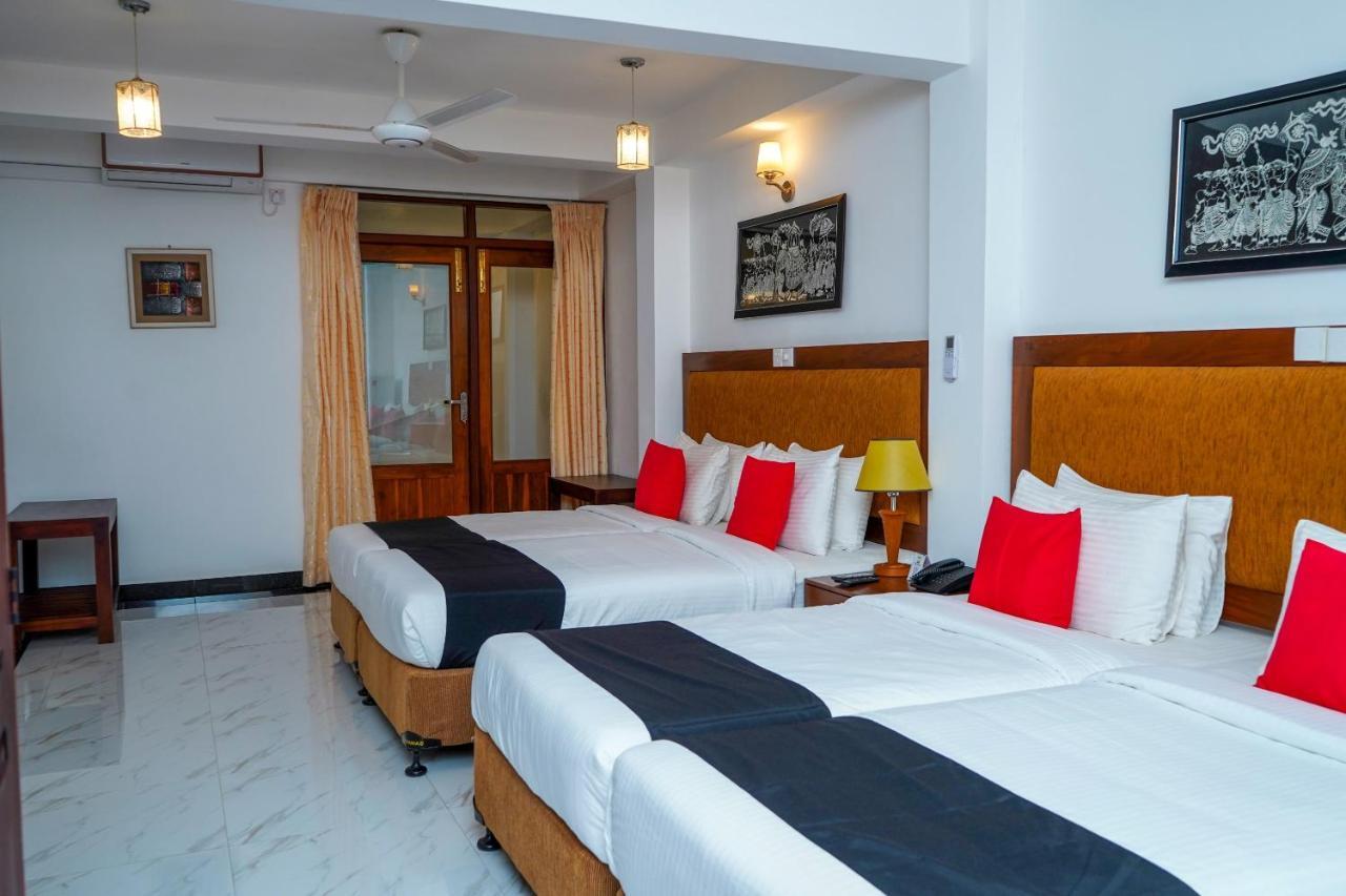 The Grand Hanthana Kandy Exterior photo