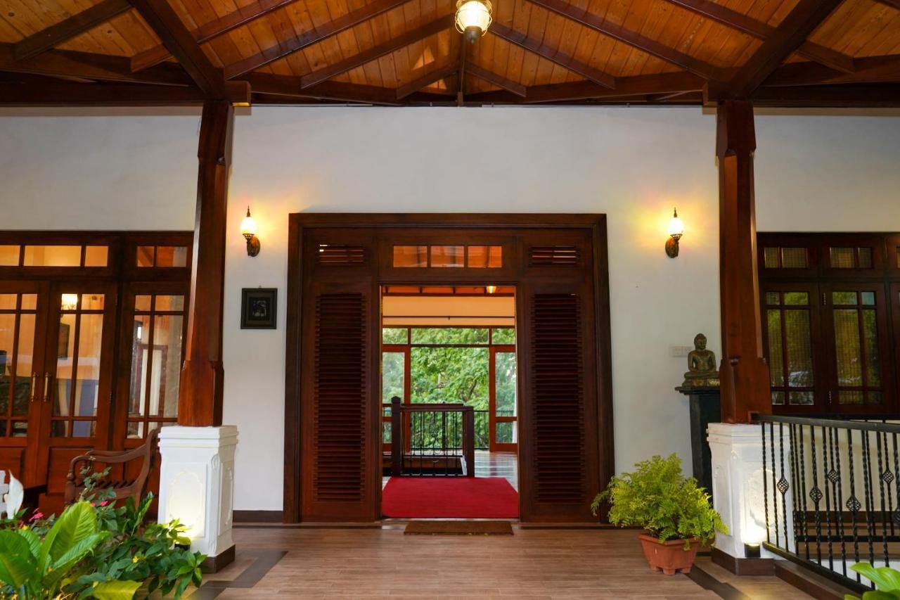 The Grand Hanthana Kandy Exterior photo